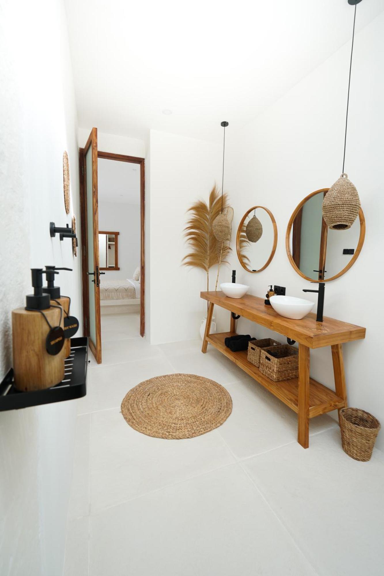 Adara Villa