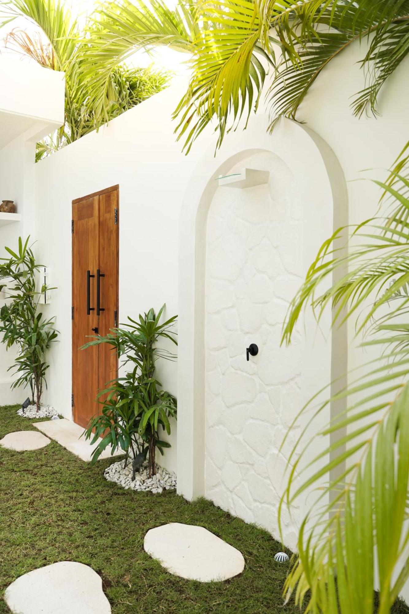 Villa Adara *