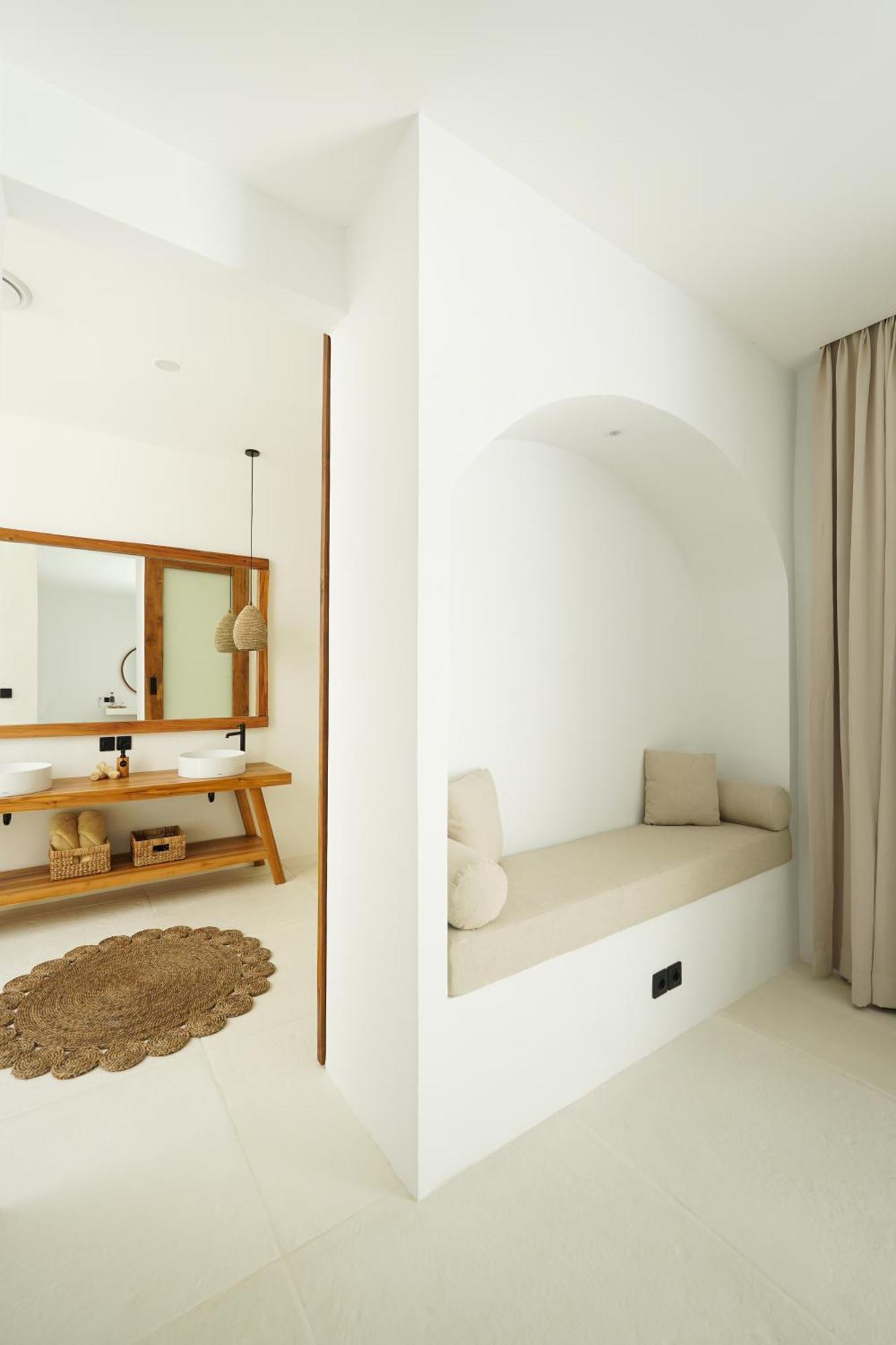 Adara Villa
