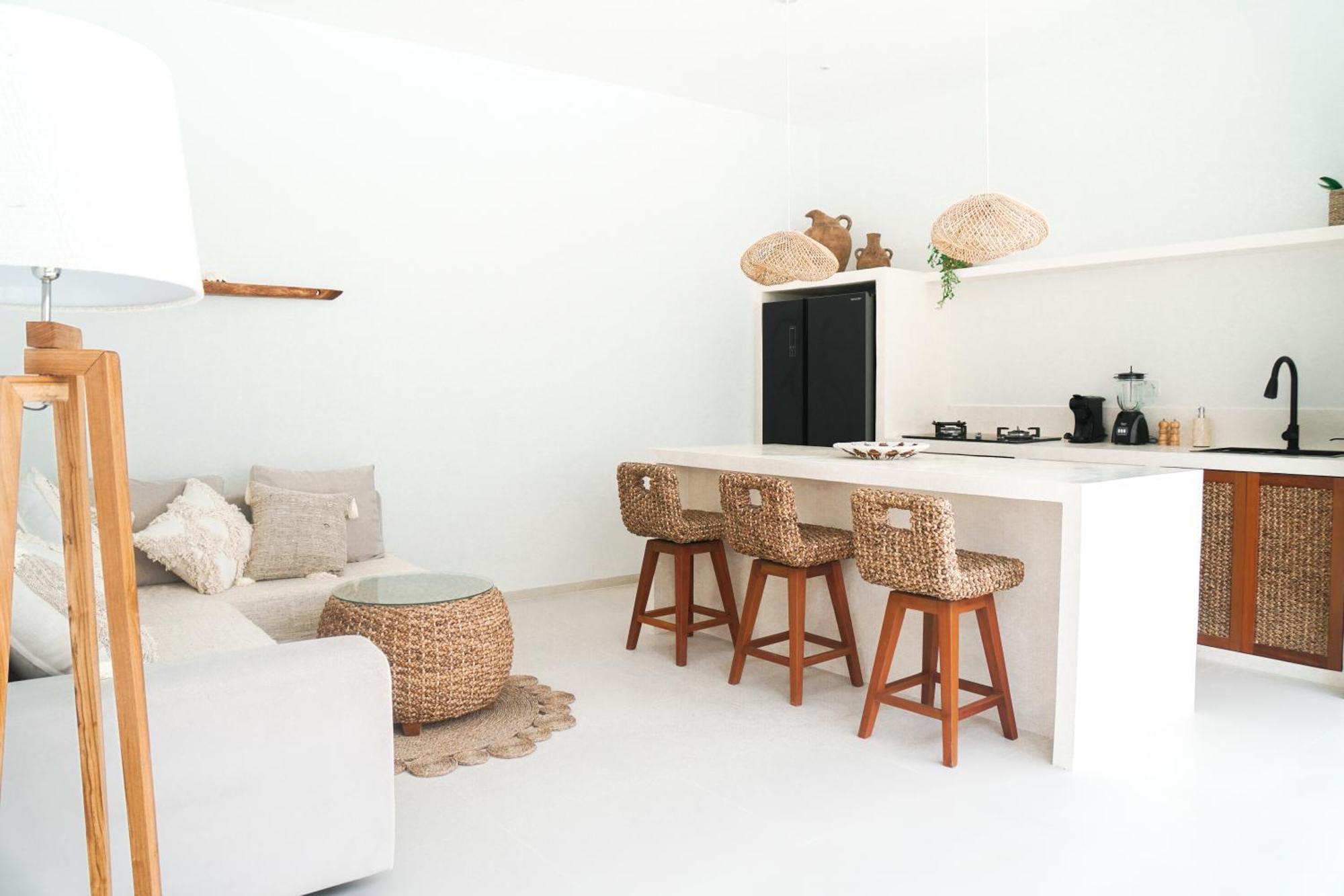 Adara * Uluwatu
